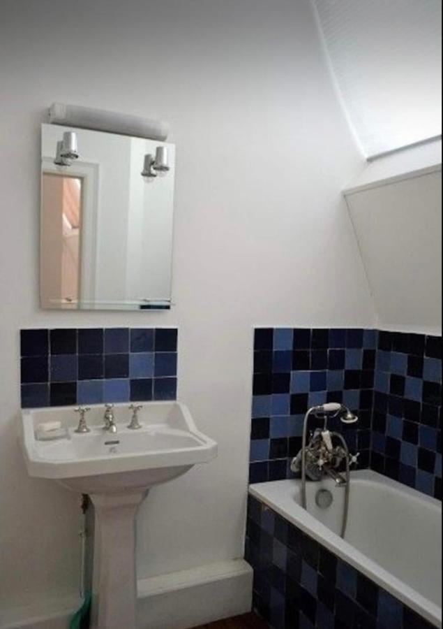 Ferienwohnung Le Jacuzzi De Marie Ll Tourcoing Exterior foto